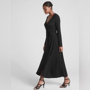 Stylish and comfortable GAP soft black wrap dress size large